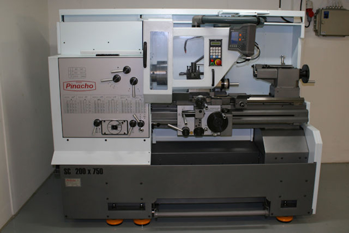 PINACHO SC 200 токарный станок